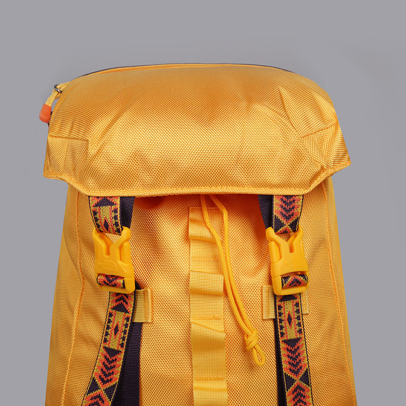 желтый рюкзак The North Face Lineage Ruck 23L T93KUTU24 - цена, описание, фото 2